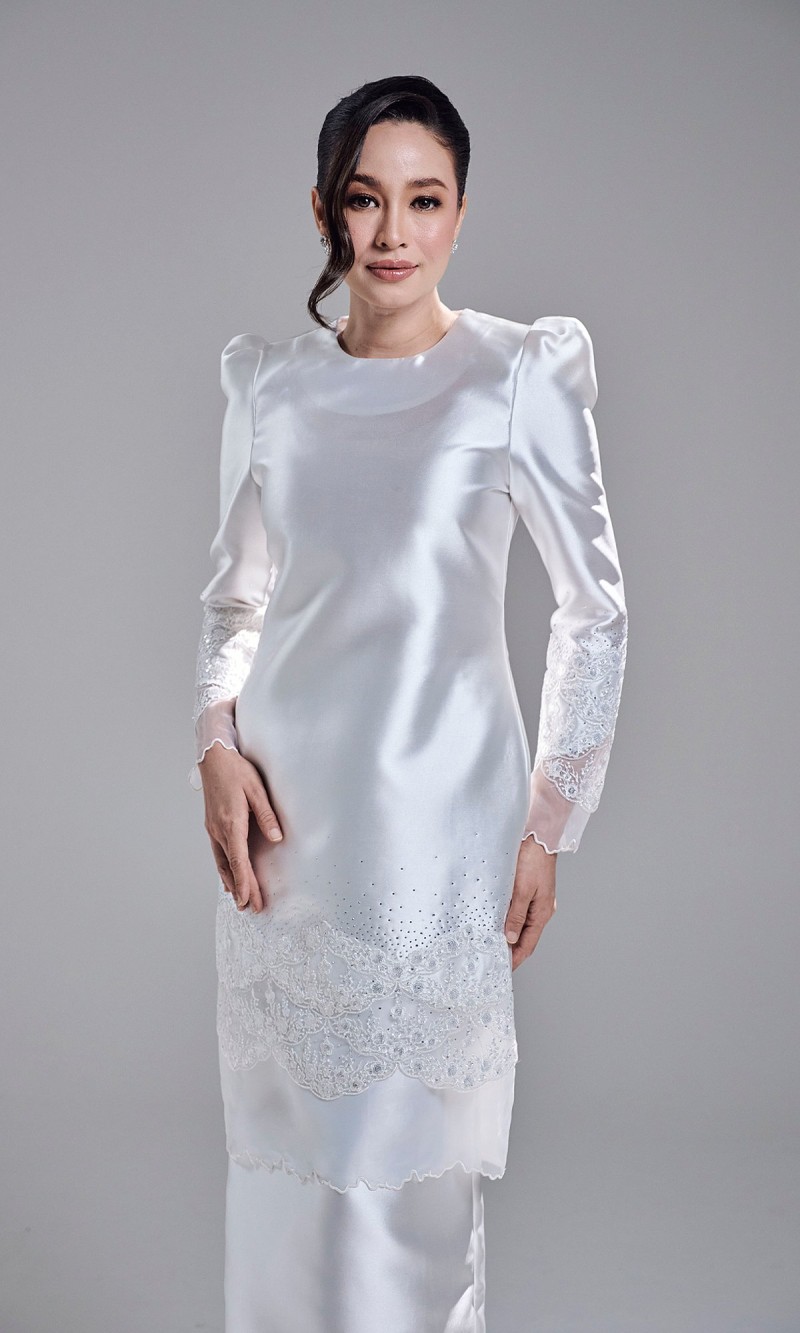 ESTERINA KURUNG - OFF WHITE