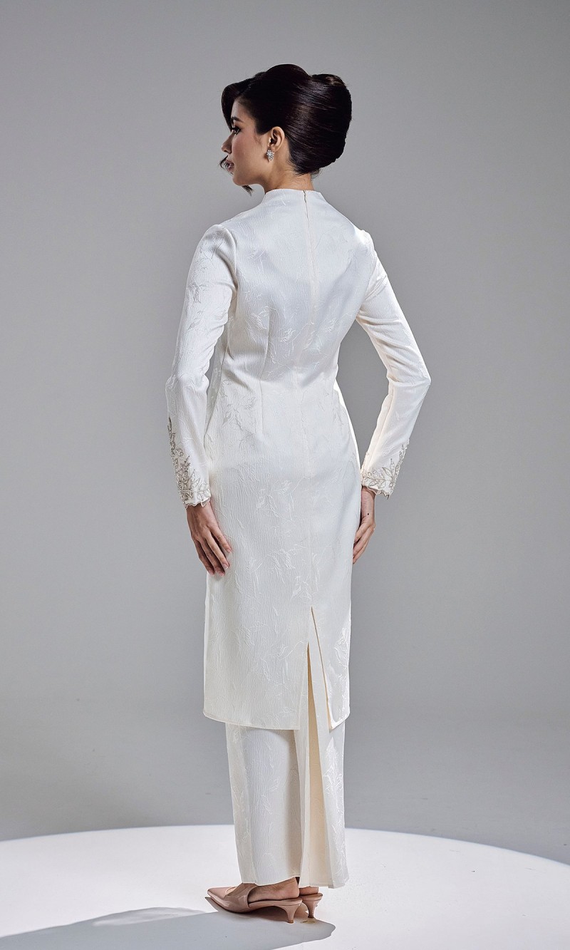 ESVARIA KURUNG - IVORY