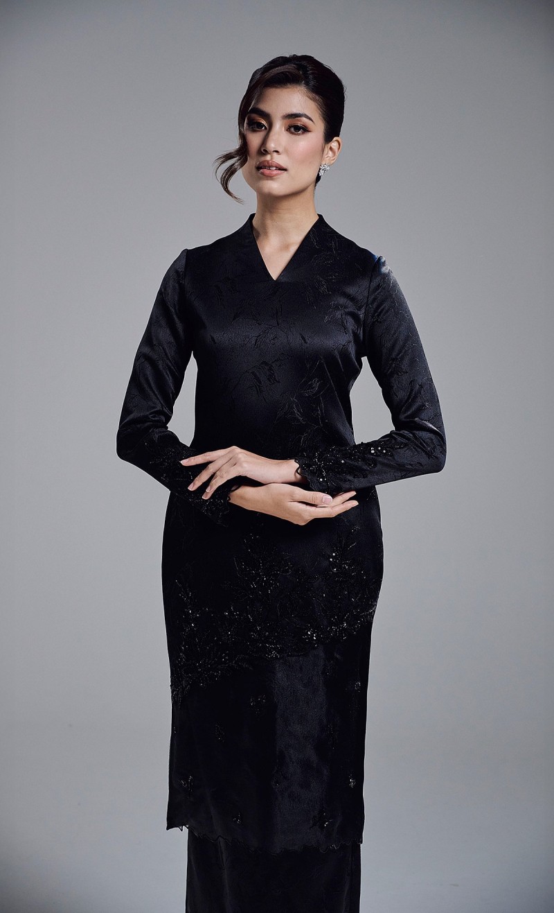 ESVARIA KURUNG - BLACK