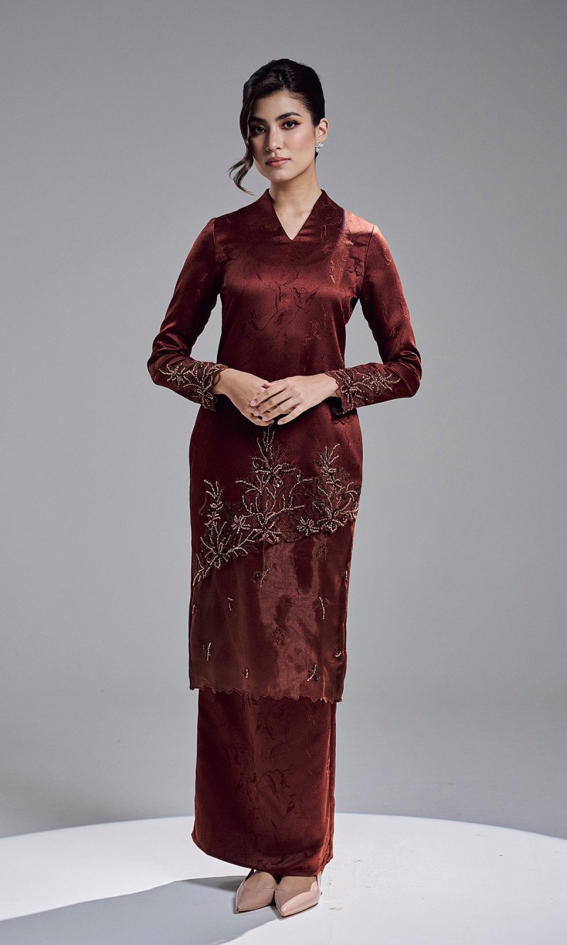 ESVARIA KURUNG - RICH BROWN