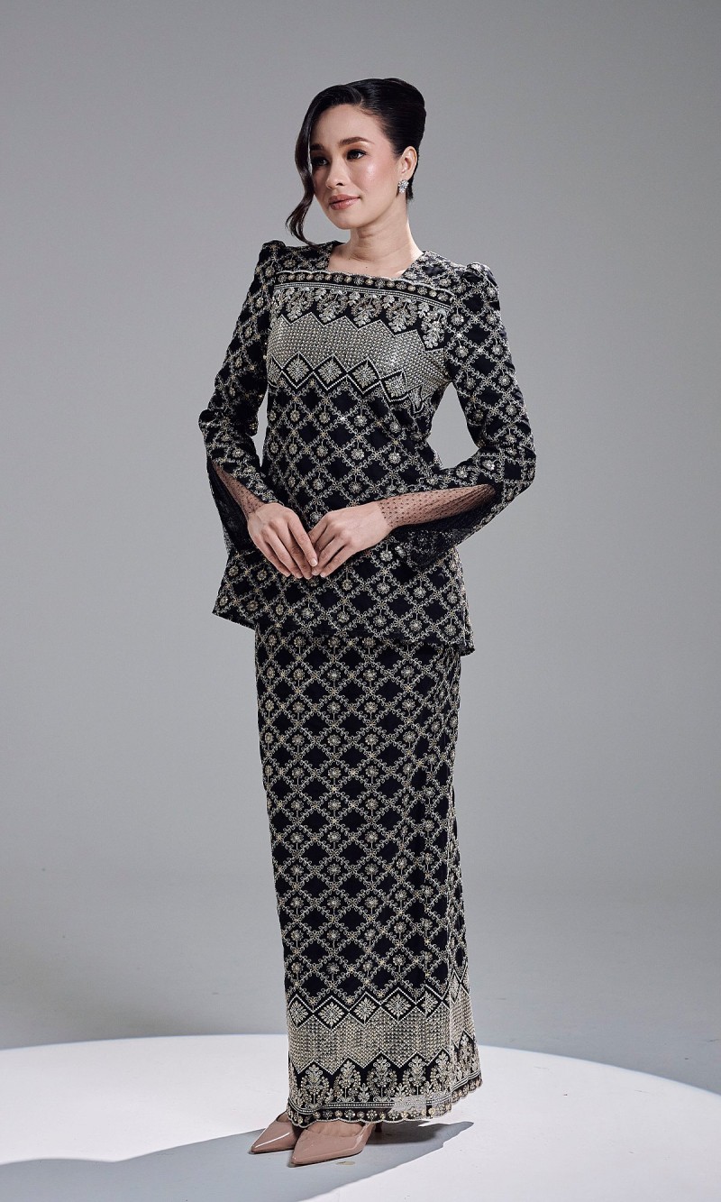 ESHANA KURUNG  - BLACK