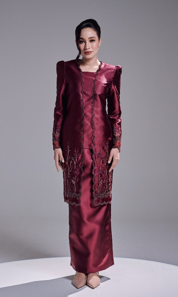 HAATIYA KURUNG - BURGUNDY