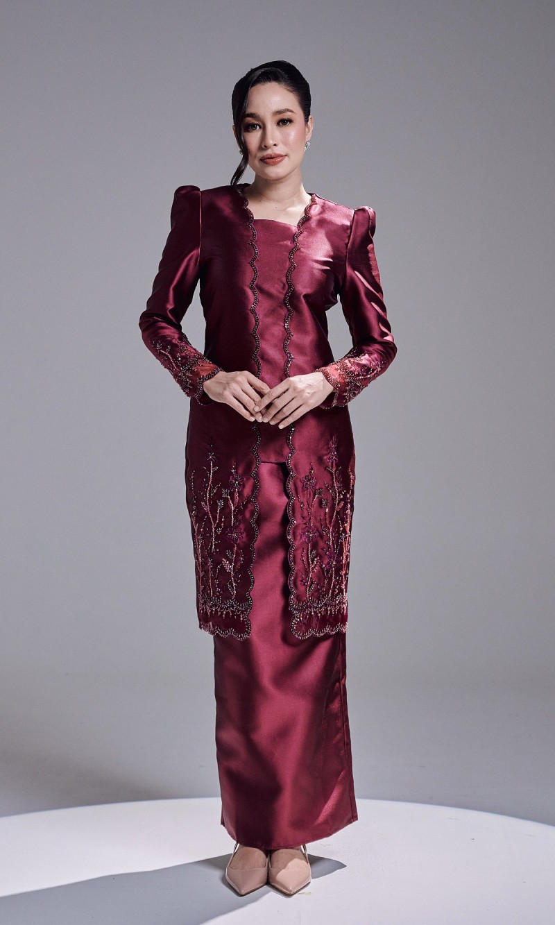 HAATIYA KURUNG - BURGUNDY
