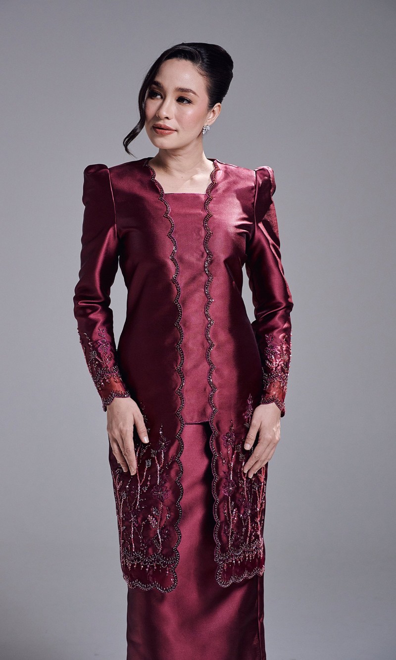 HAATIYA KURUNG - BURGUNDY