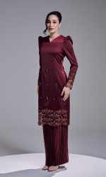 LUNAYA KURUNG - MAROON