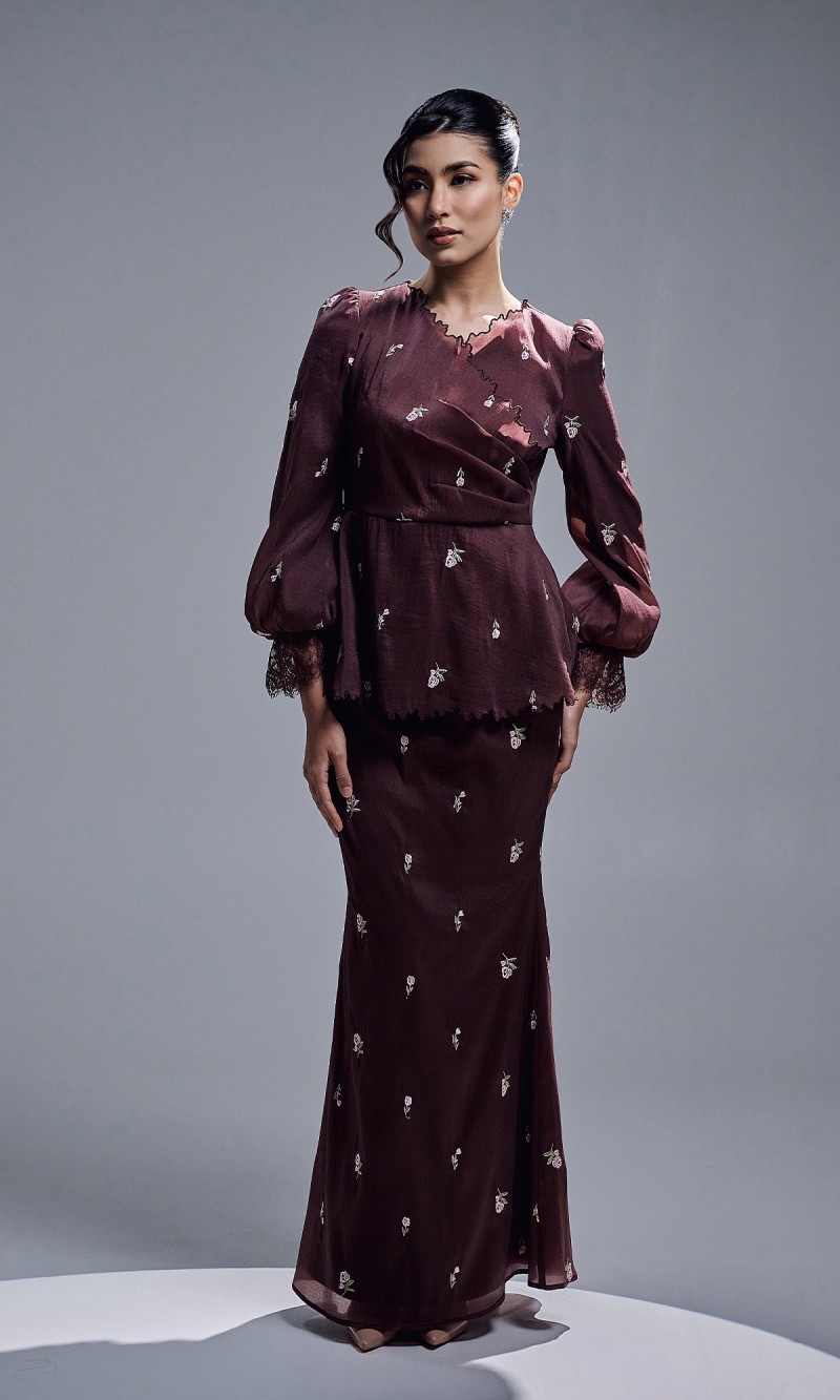 ESMIKA KURUNG - MAHOGANY