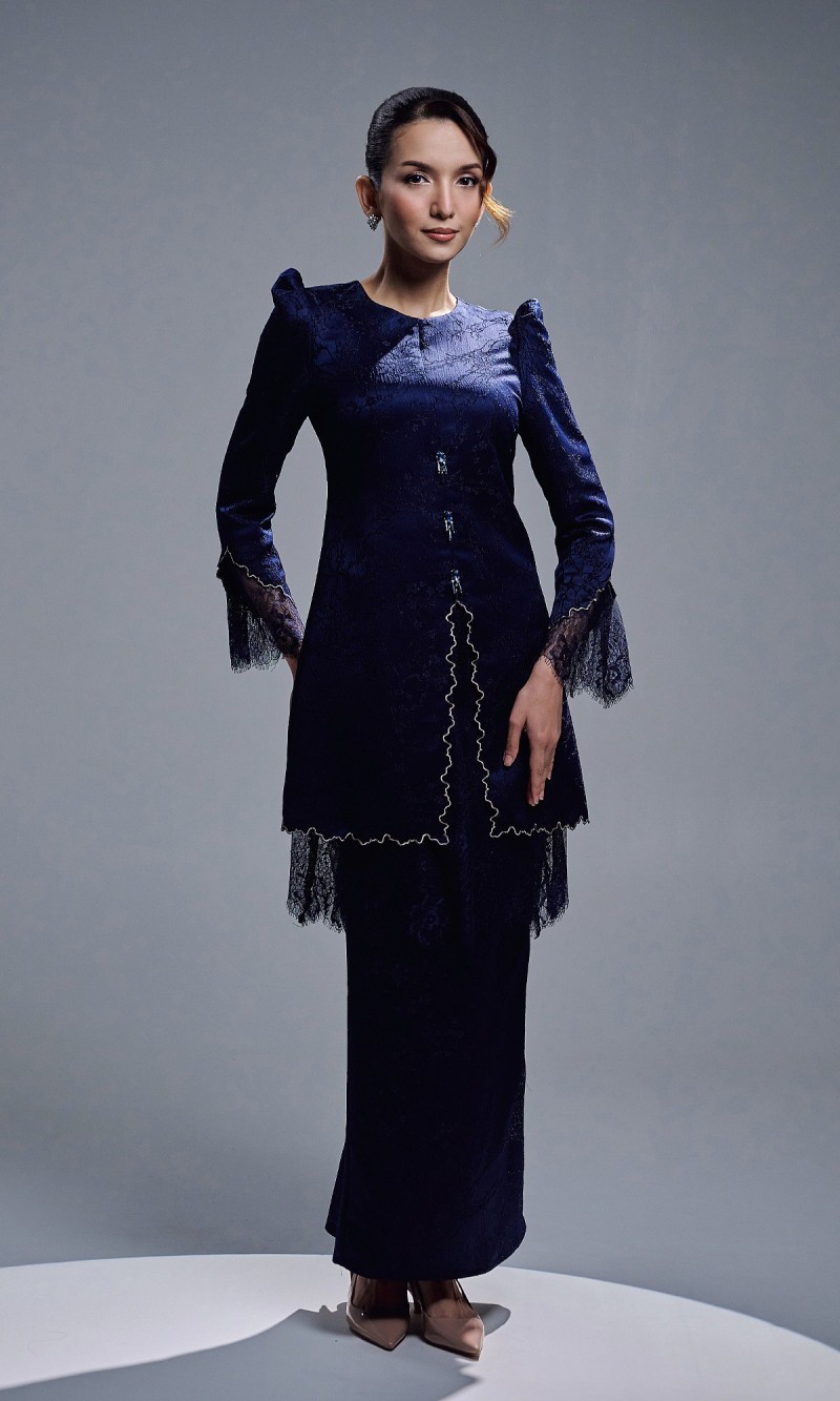 ELVARIN KURUNG - NAVY