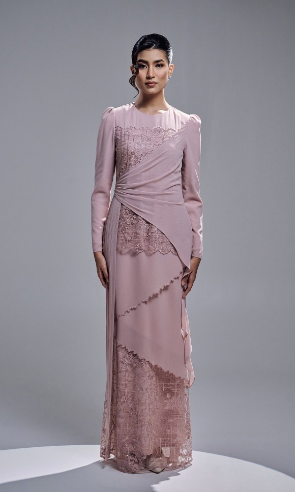 ESTALIA DRESS - BLUSH PINK