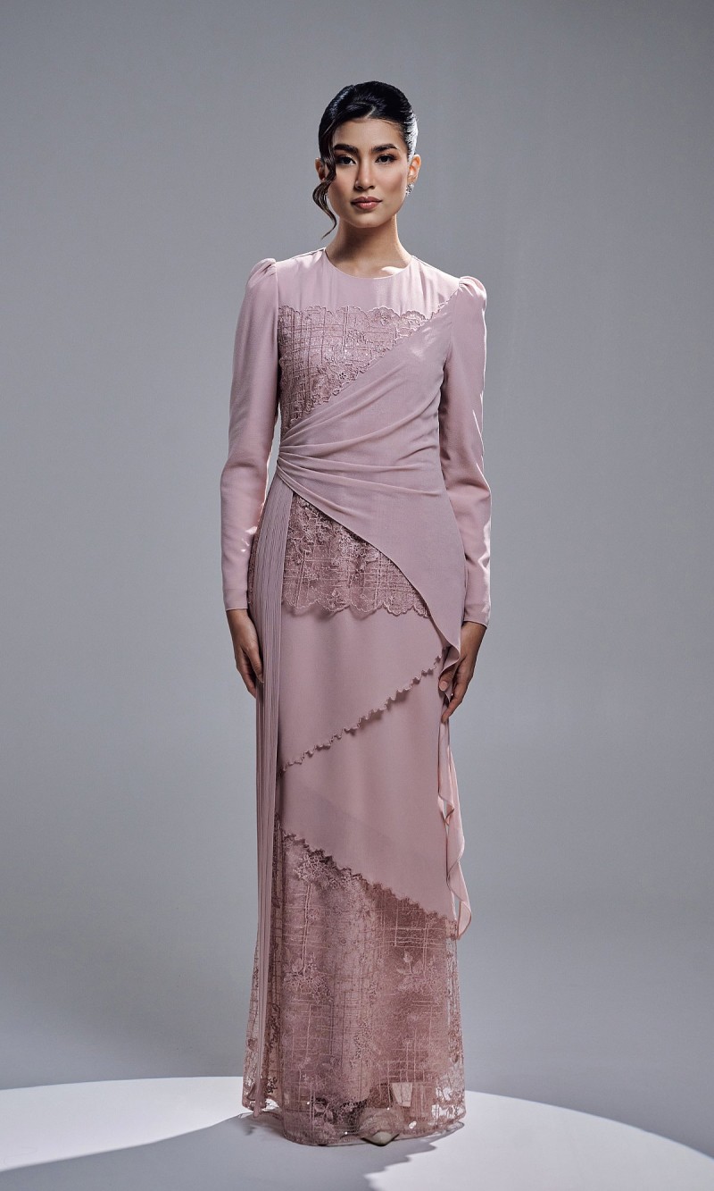 ESTALIA DRESS - BLUSH PINK