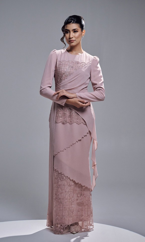ESTALIA DRESS - BLUSH PINK