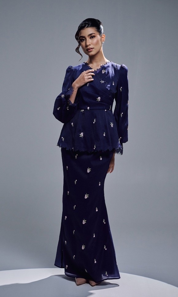 ESMIKA KURUNG - NAVY ESMIKA KURUNG - NAVY