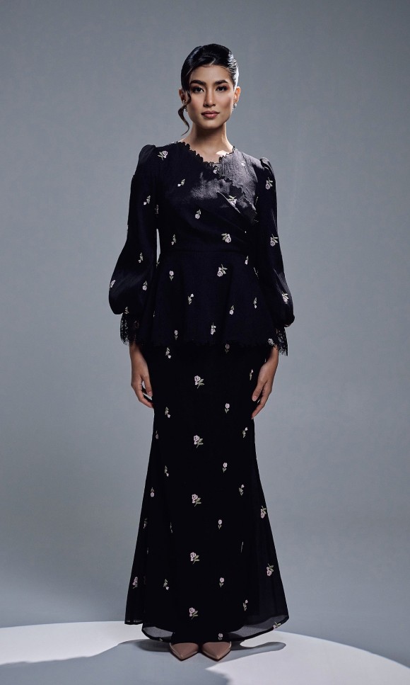 ESMIKA KURUNG - BLACK