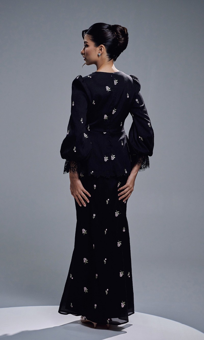 ESMIKA KURUNG - BLACK