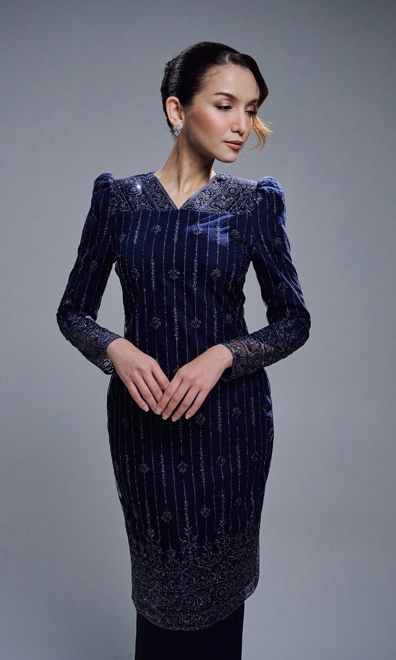 CLARISSA KURUNG - NAVY