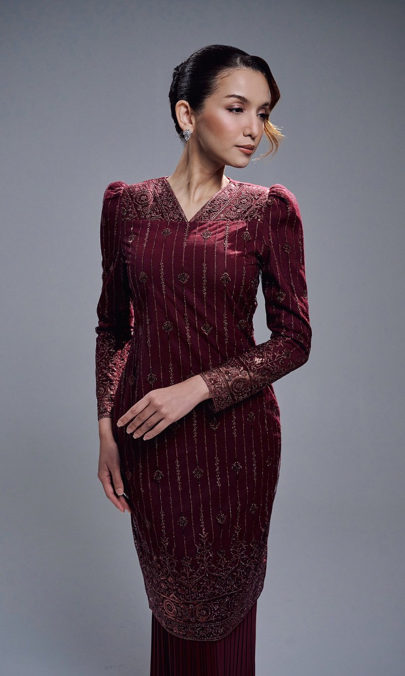 CLARISSA KURUNG - BURGUNDY