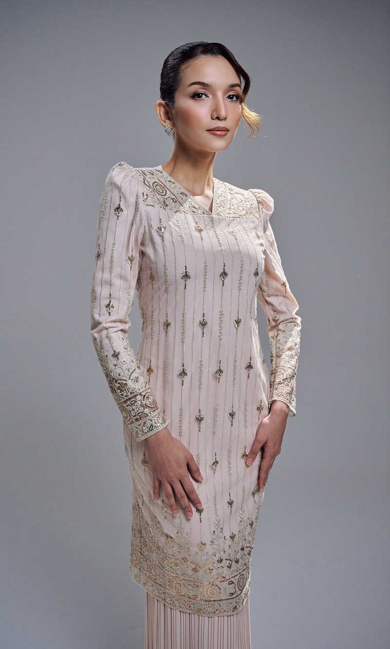 CLARISSA KURUNG - CHAMPAGNE