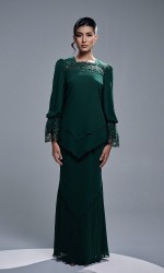 RAISHA KURUNG - EMERALD