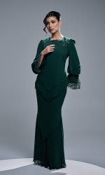 RAISHA KURUNG - EMERALD