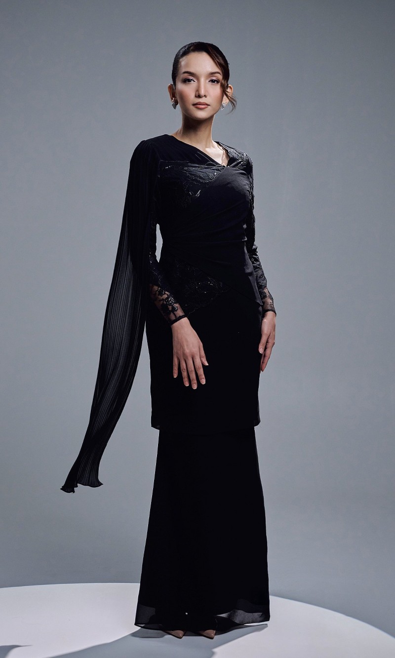 VERIANA KURUNG - BLACK