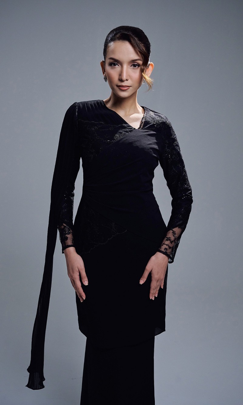 VERIANA KURUNG - BLACK