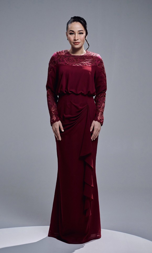 ALEESA DRESS - MAROON