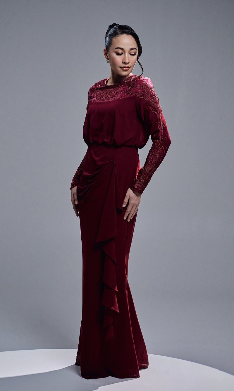ALEESA DRESS - MAROON
