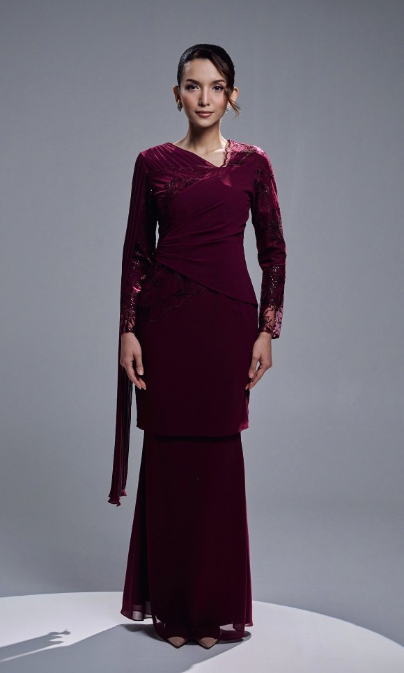VERIANA KURUNG - BURGUNDY