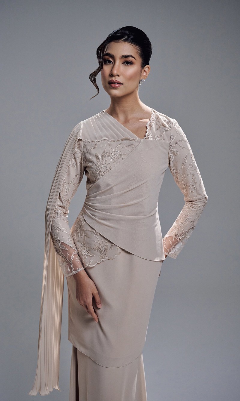 VERIANA KURUNG - CHAMPAGNE