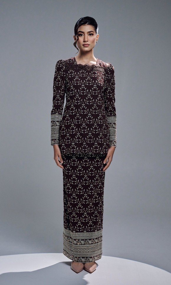 REIKA KURUNG - MAHOGANY