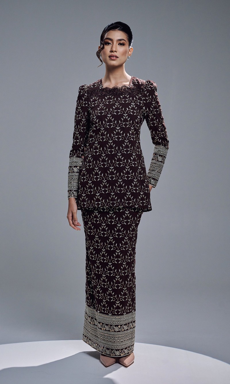 REIKA KURUNG - MAHOGANY