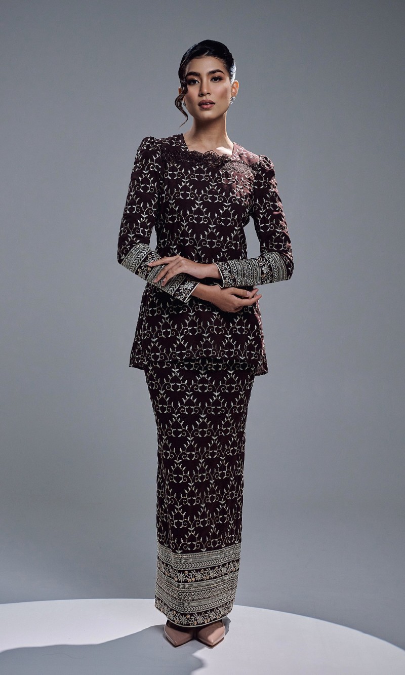 REIKA KURUNG - MAHOGANY