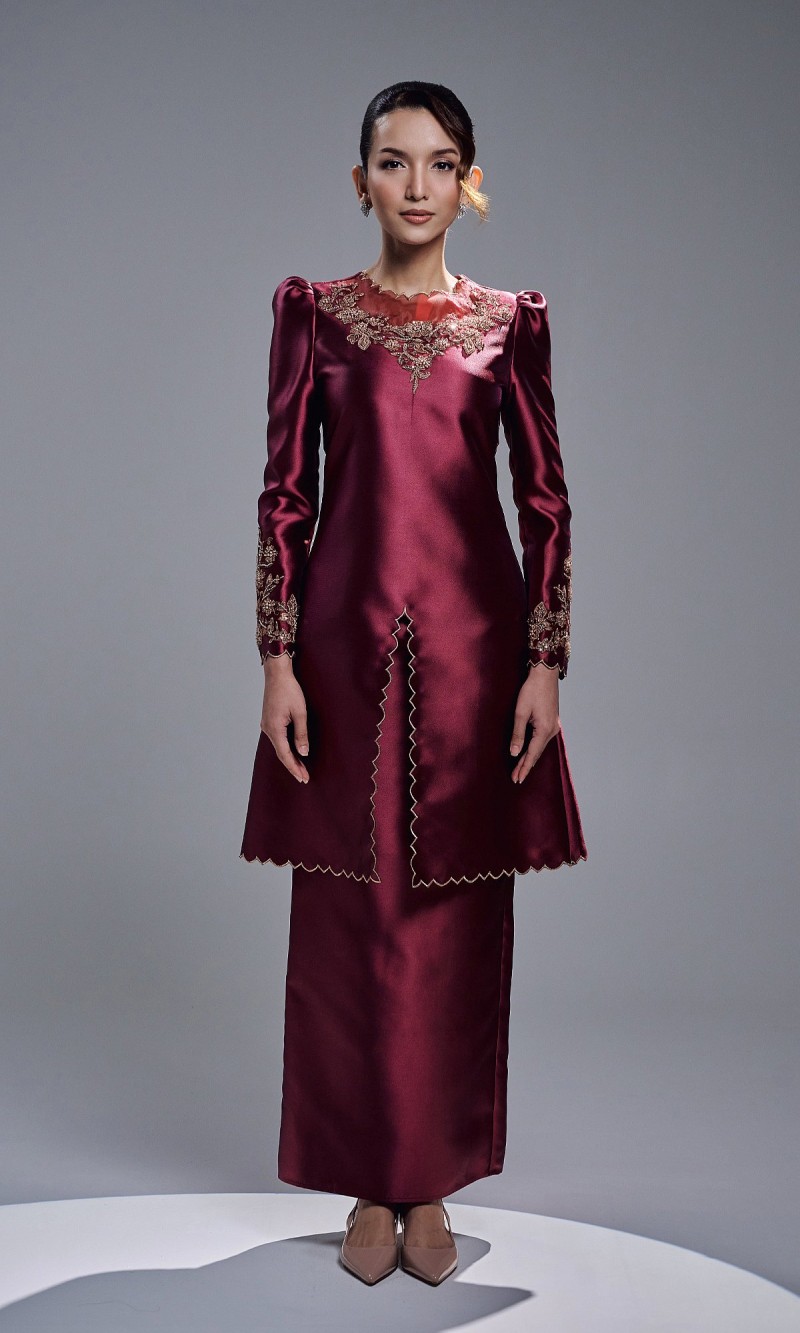 DARIYA KURUNG - BURGUNDY