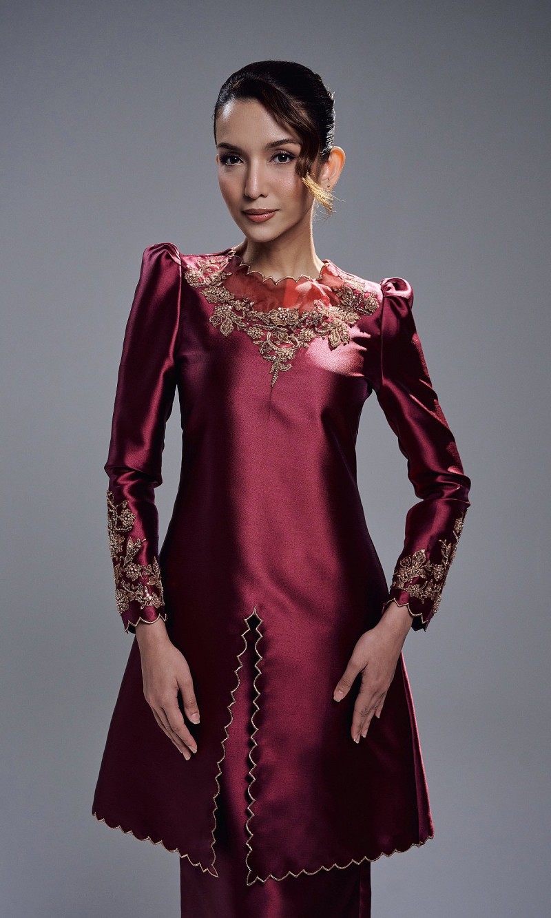 DARIYA KURUNG - BURGUNDY