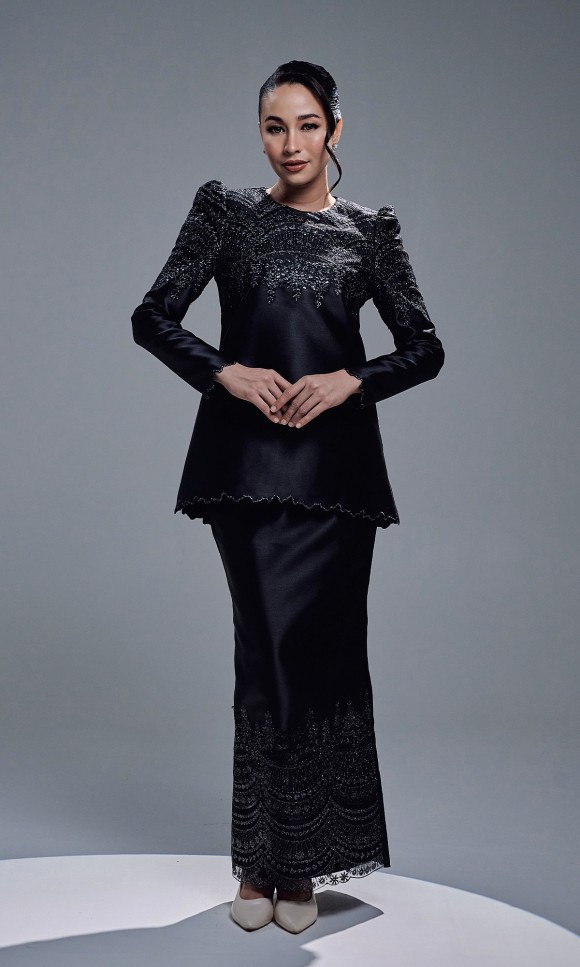 GLORIA KURUNG - BLACK