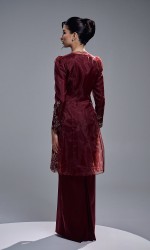 TIARA DRESS - MAROON