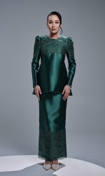 GLORIA KURUNG - EMERALD