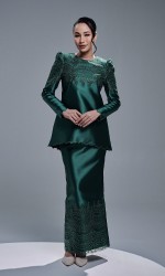 GLORIA KURUNG - EMERALD