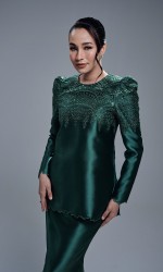 GLORIA KURUNG - EMERALD