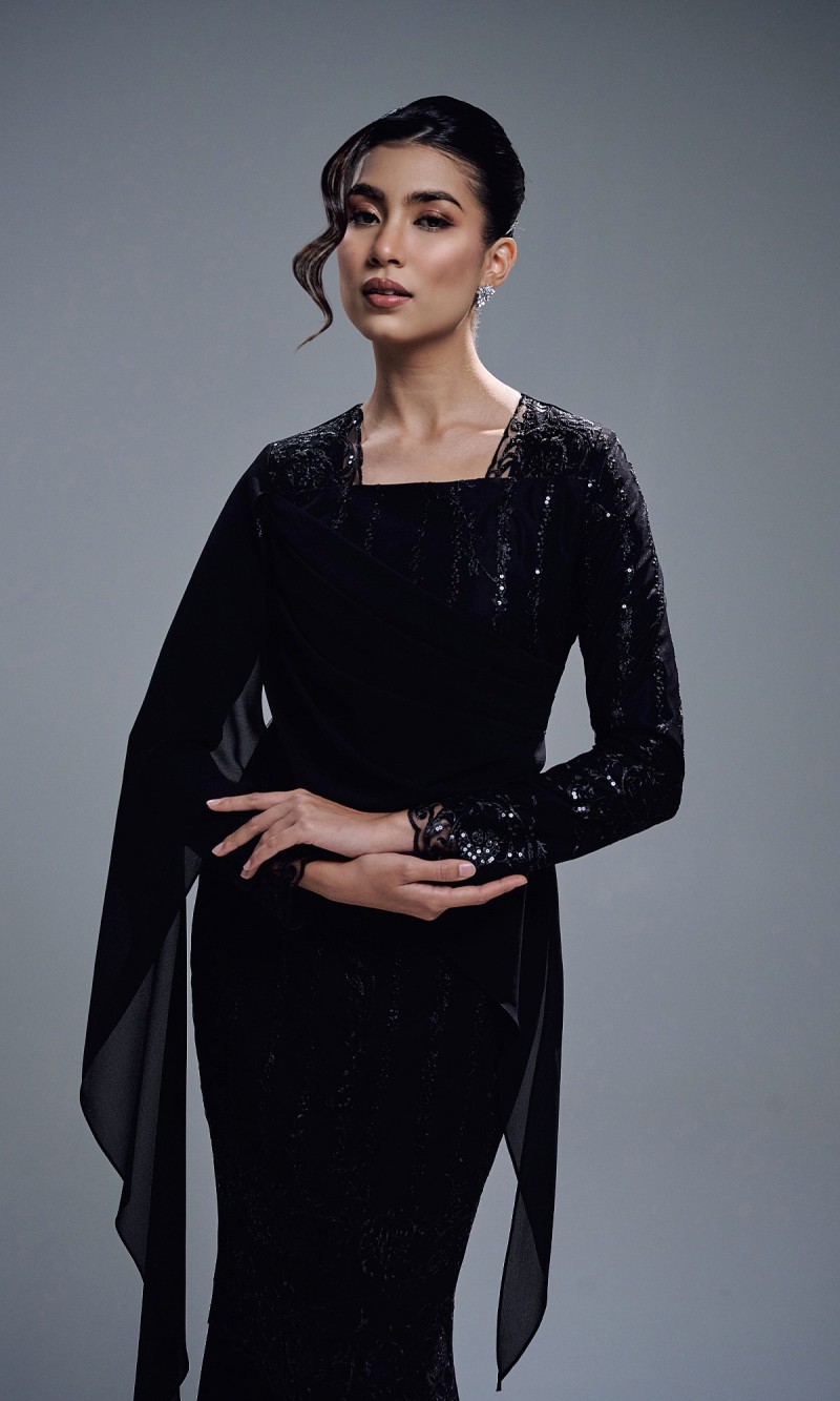 ESTIARA DRESS - BLACK