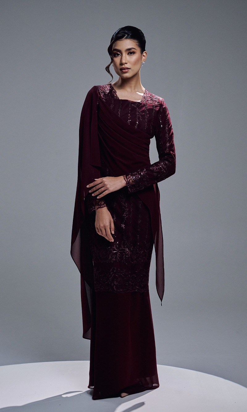 ESTIARA DRESS - WINE