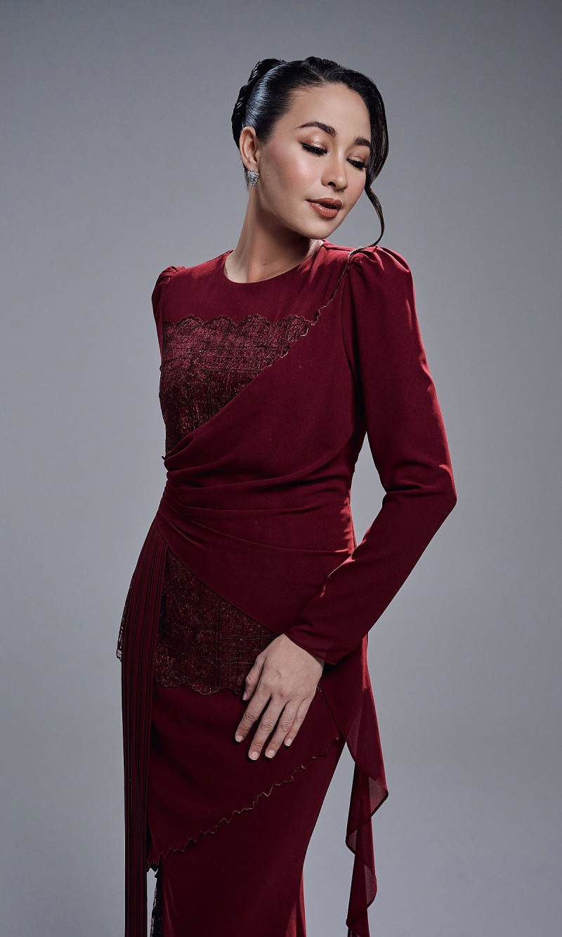ESTALIA DRESS - MAROON