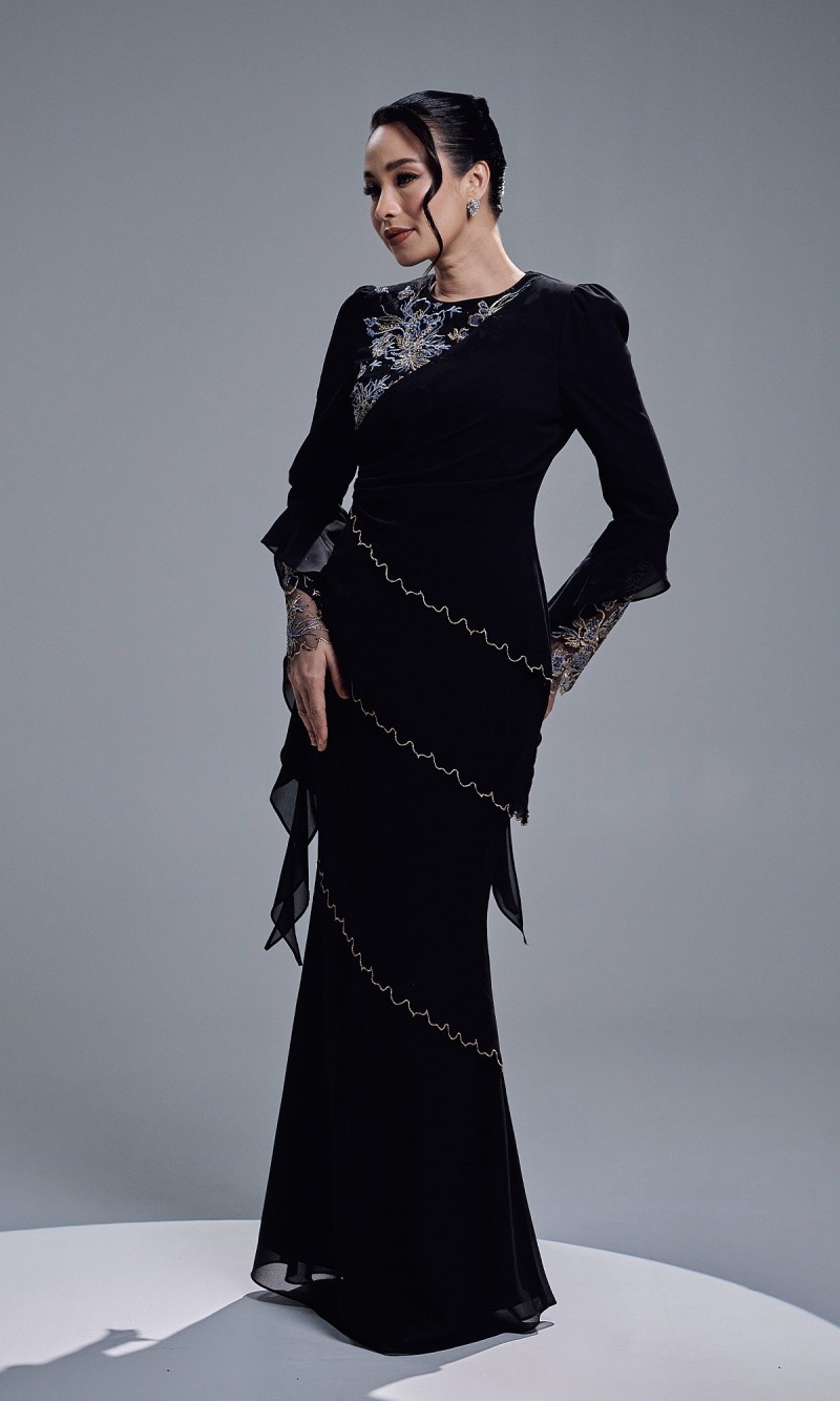 SABRINE KURUNG - BLACK