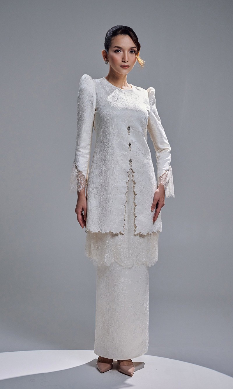 ELVARIN KURUNG - IVORY