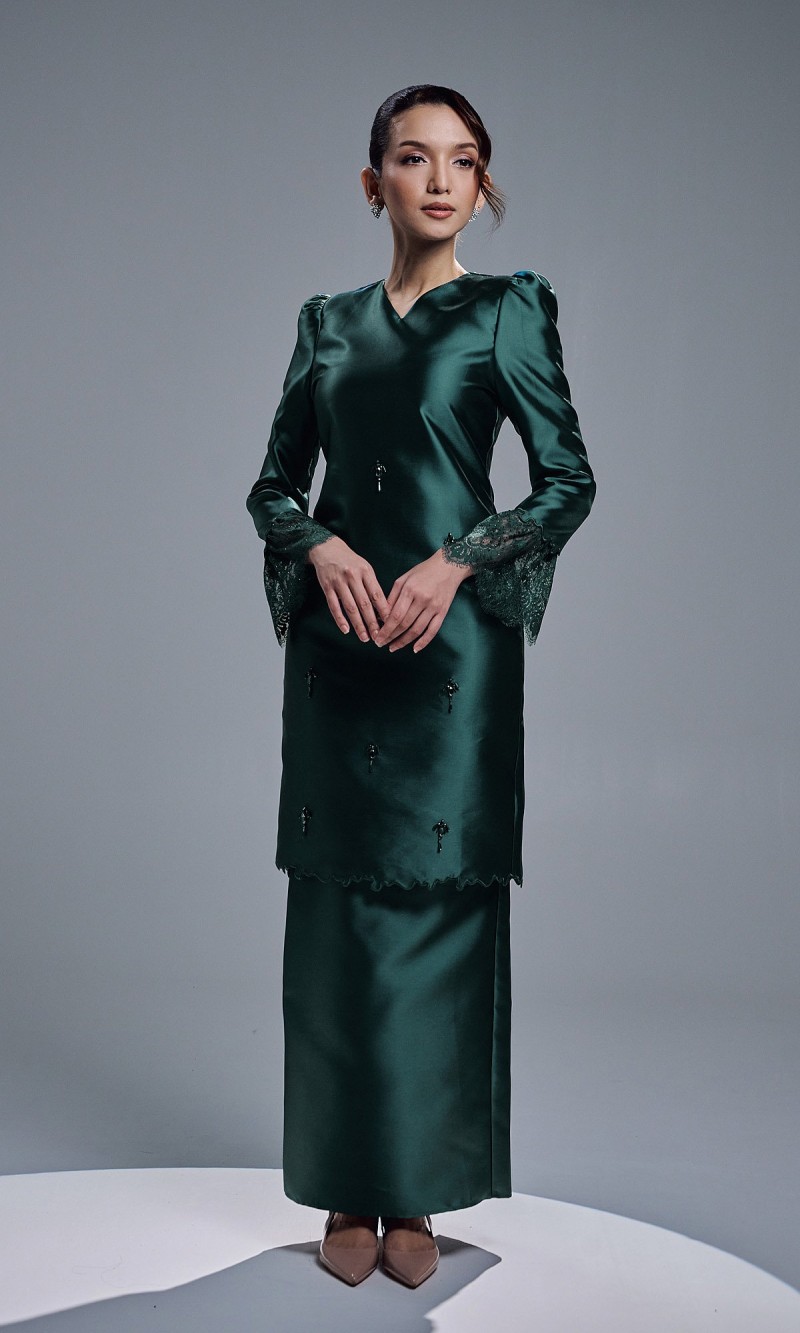 NAZIRA KURUNG - EMERALD