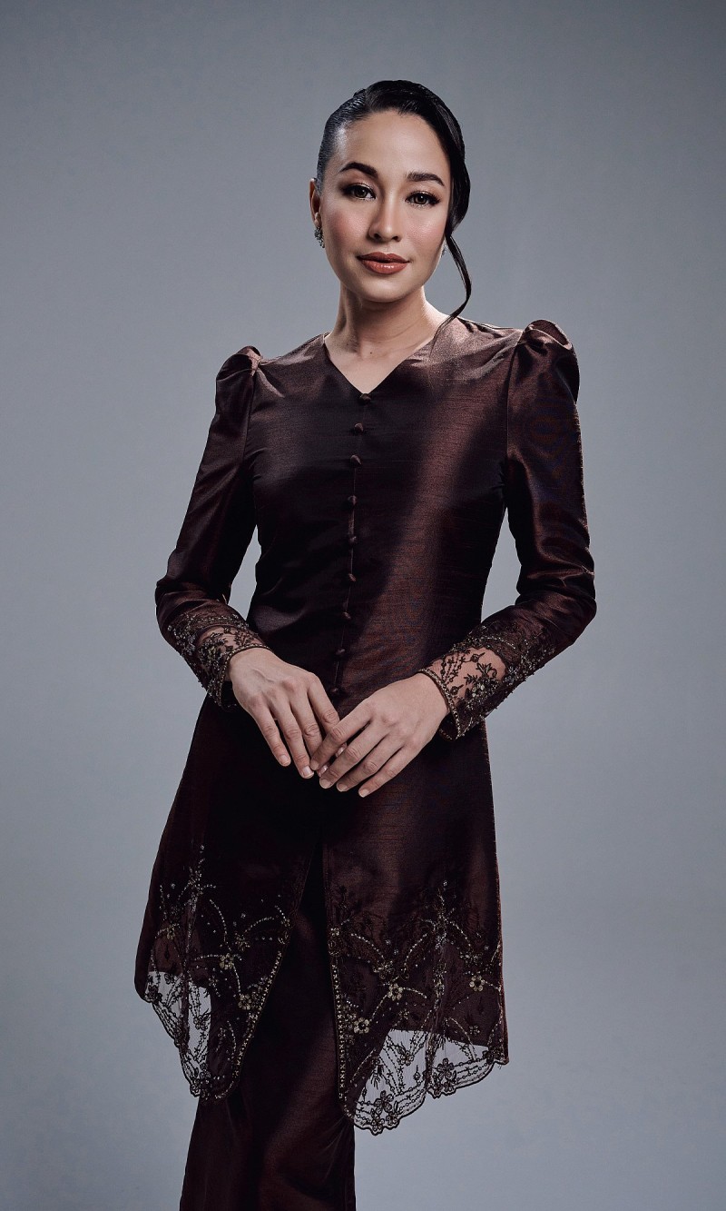 MAHSURI KURUNG - MAHOGANY