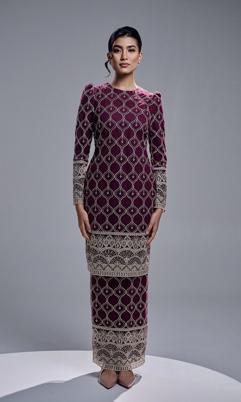 ELVIANA KURUNG - BURGUNDY
