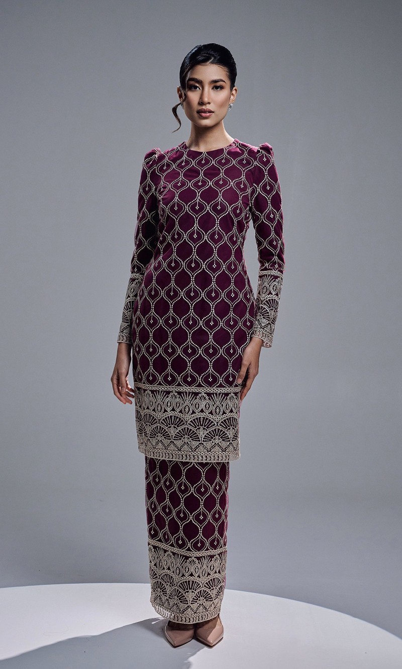 ELVIANA KURUNG - BURGUNDY