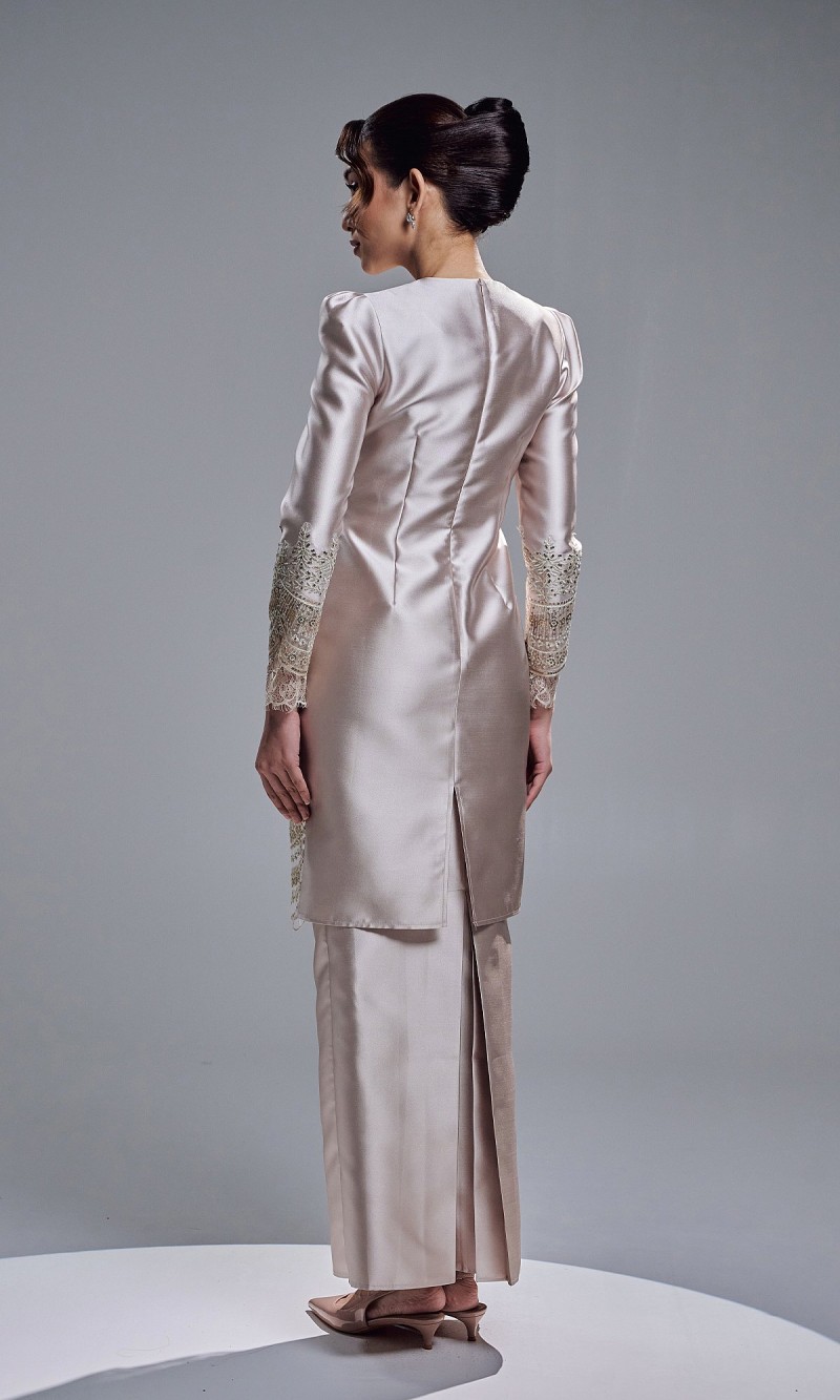 DAHLIA KURUNG - CHAMPAGNE