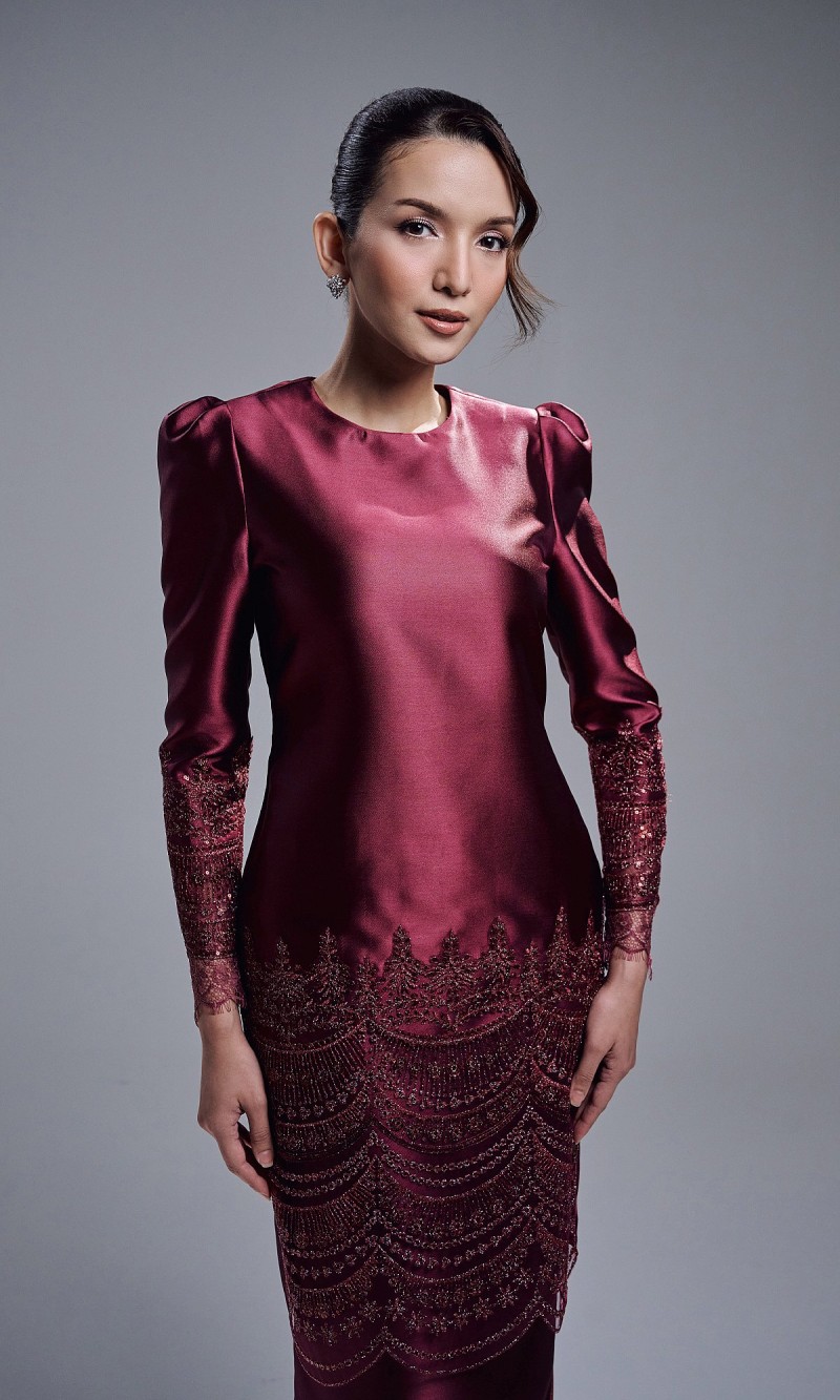 DAHLIA KURUNG - BURGUNDY