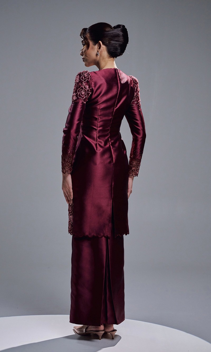 CALIS KURUNG - BURGUNDY